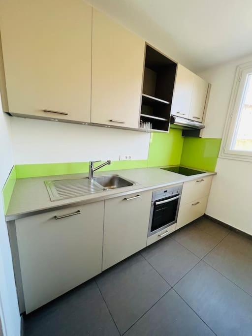 Logement A 10 Minutes A Pied De La Gare Centre Авиньон Экстерьер фото